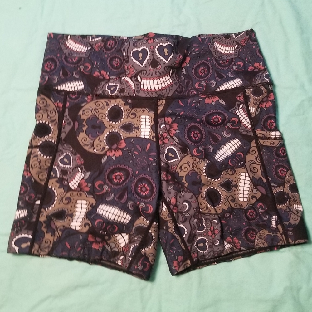 CVG 💀Midnight Skulls 💀5" shorts,L